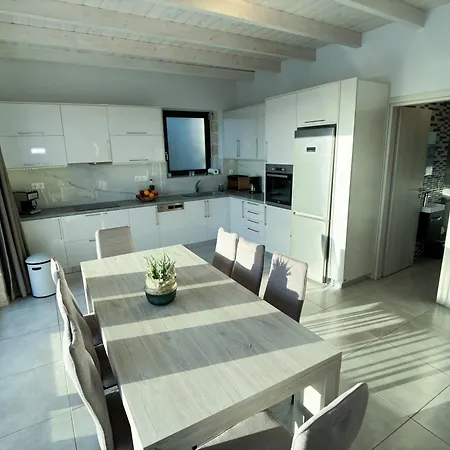 Paleokastro With Private Heated Pool, Views - Next To Center - Wifi Villa