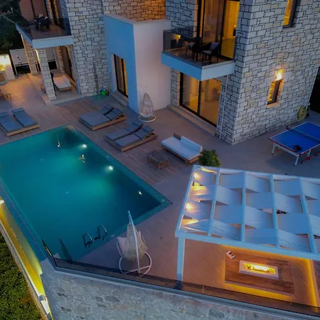Heated Pool & Jacuzzi, Sea View - Paleokastro Luxury Kissamos
